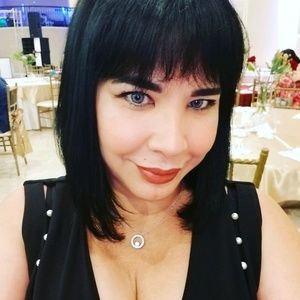 Meet your Posher, Xochitl